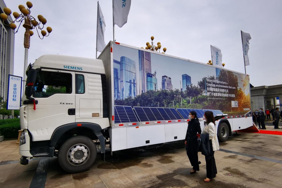 西门子卡车巡展走进南京 以数字化技术助力城市绿色低碳和智能化发展